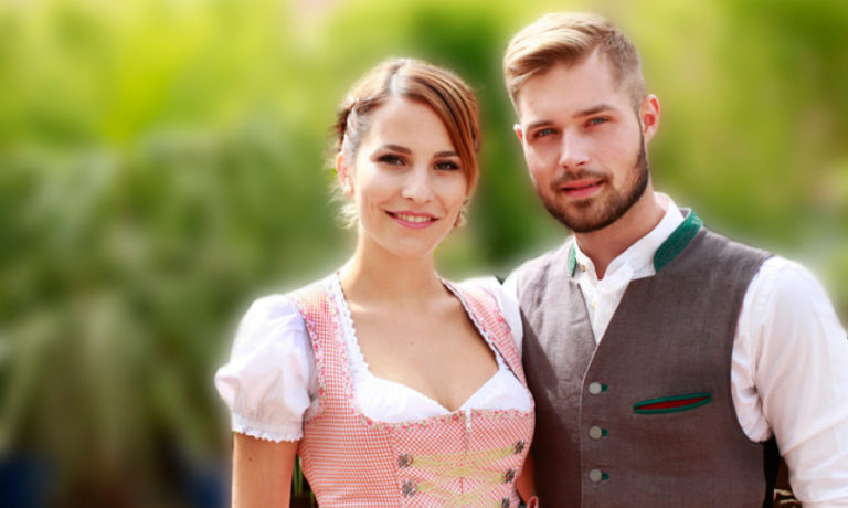 Mann und Frau im Tarchtenoutfit